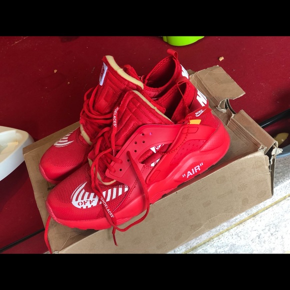 Off White NiKe Huraches - Picture 2 of 6